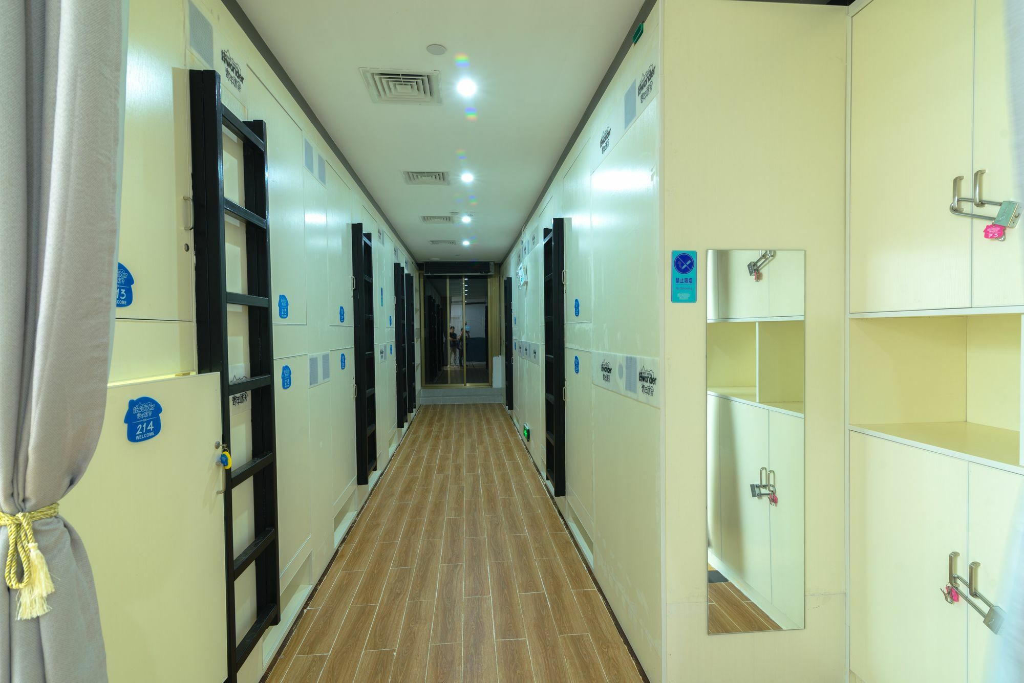 Wonder Youth Hostel Nanning Exterior foto